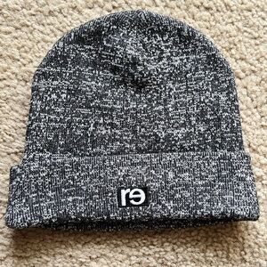 re-inc Beanie (BW Collection)